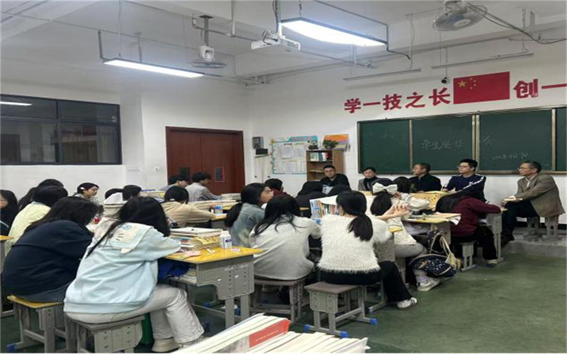 吉安市理工技工學(xué)校開展“凝聚共識 共話成長